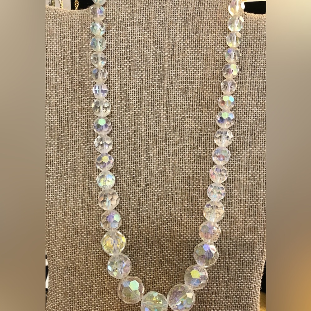 Vintage faceted aurora borealis necklace